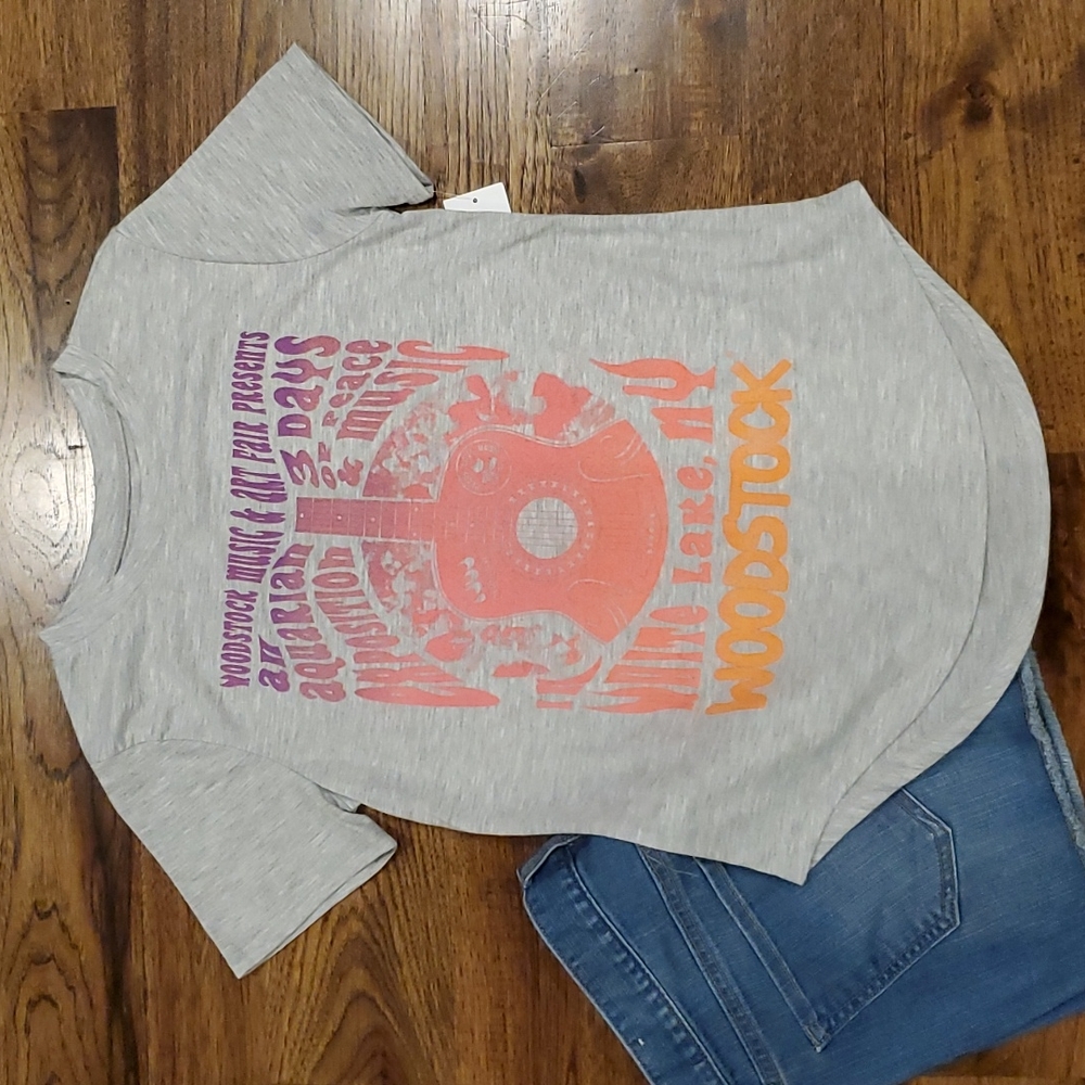 Womens gray Woodstock graphic print short sleeve tshirt size M